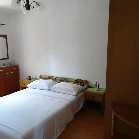 Mirjana *